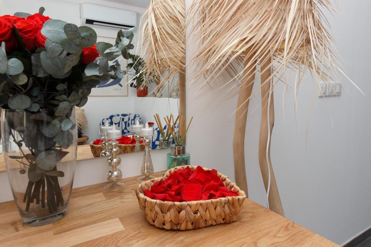 Casa Amor & Spa, Appartement Suite Jacuzzi & Piscine Chauffee Montfort-sur-Argens Exteriör bild