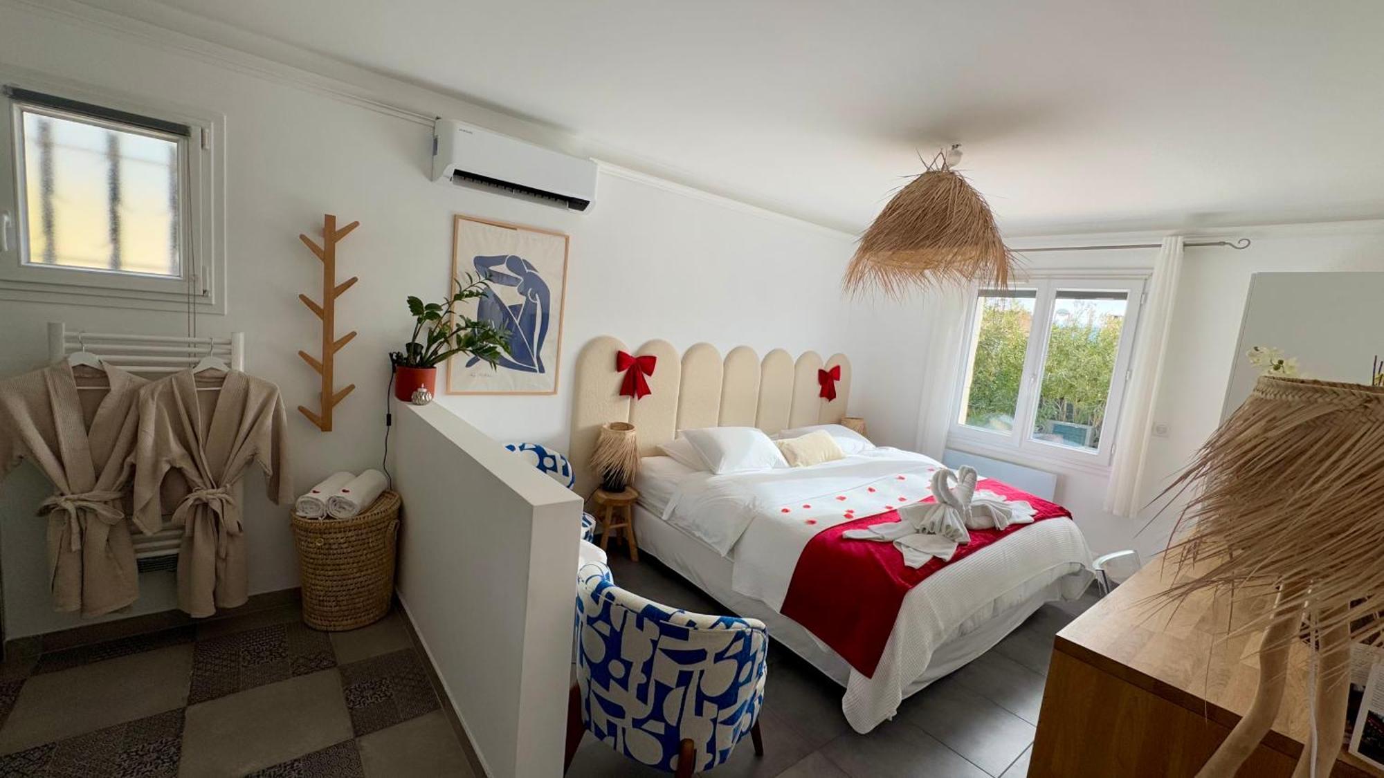 Casa Amor & Spa, Appartement Suite Jacuzzi & Piscine Chauffee Montfort-sur-Argens Exteriör bild